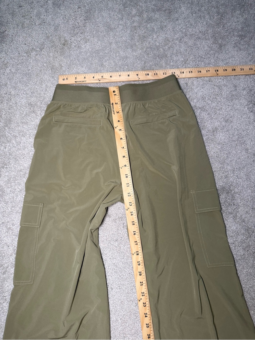Athleta Olive Wide-Leg Cargo Pull-On Pants - Picture 4 of 8